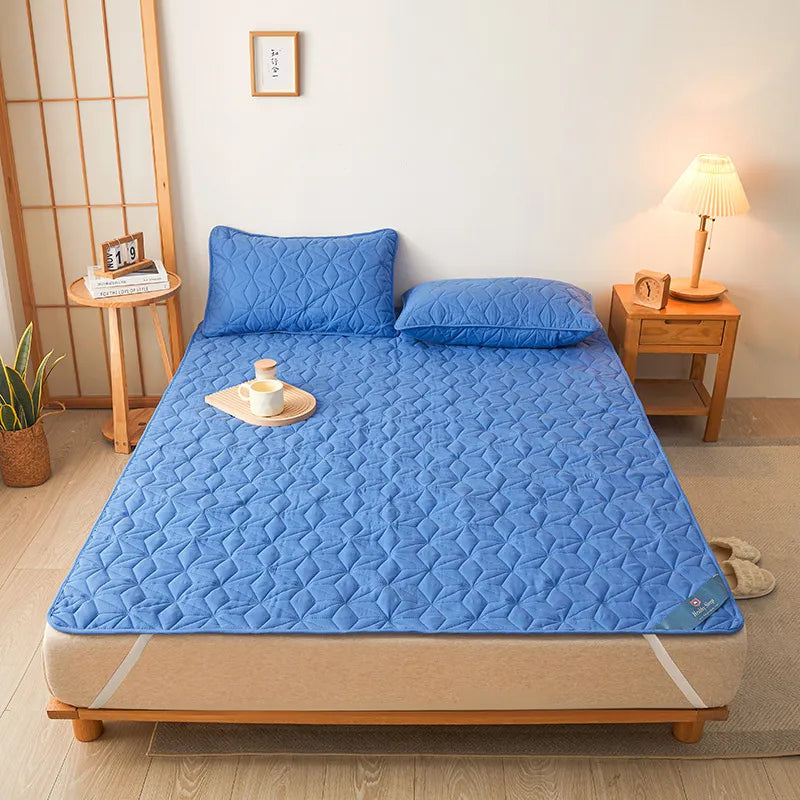 Dustproof Non-slip Quilted Water-proof Mattress